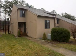 190 Fishhook Ln, Hedgesville, WV 25427