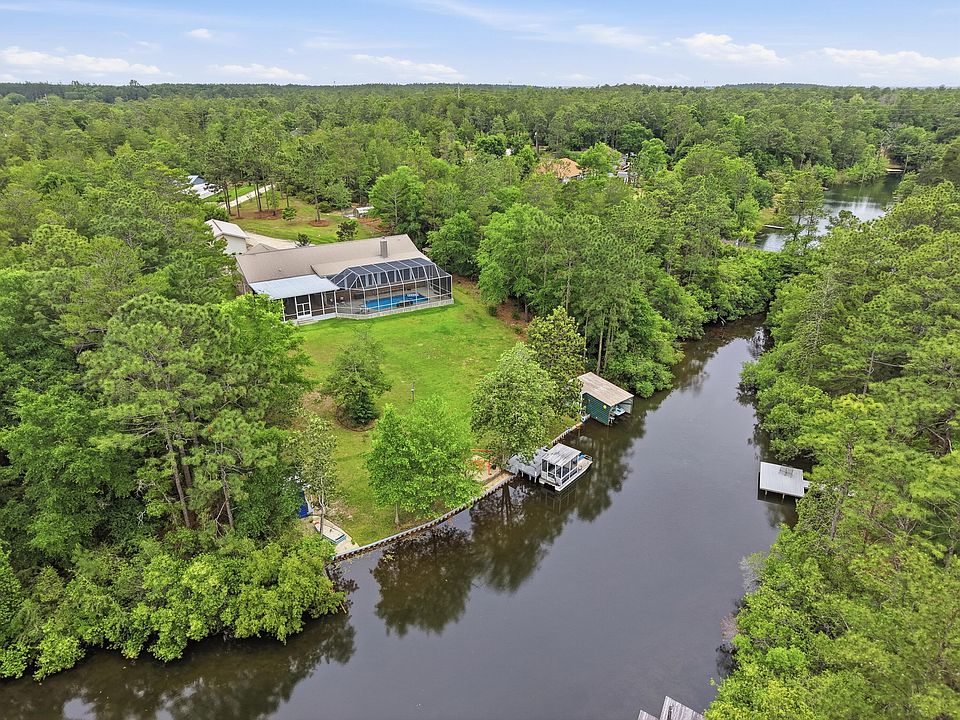 1st image of 4063 Lakeview Dr
