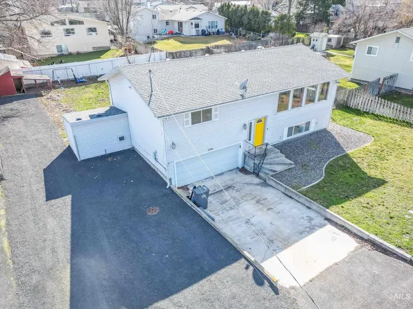 2381 Rolling Hills Dr, Clarkston, WA 99403