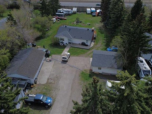 4th image of 6003 NE Baroc Rd NW