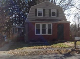 225 Prospect St, Chicopee, MA 01013