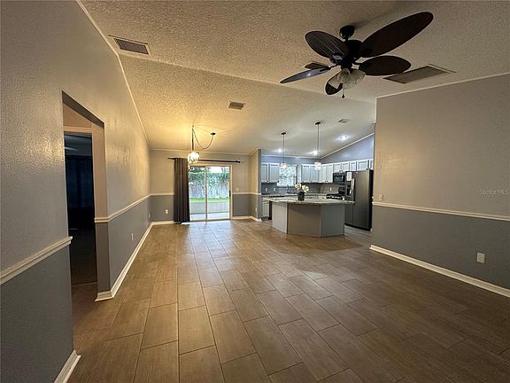 2nd image of 104 Cherry Blossom Ln