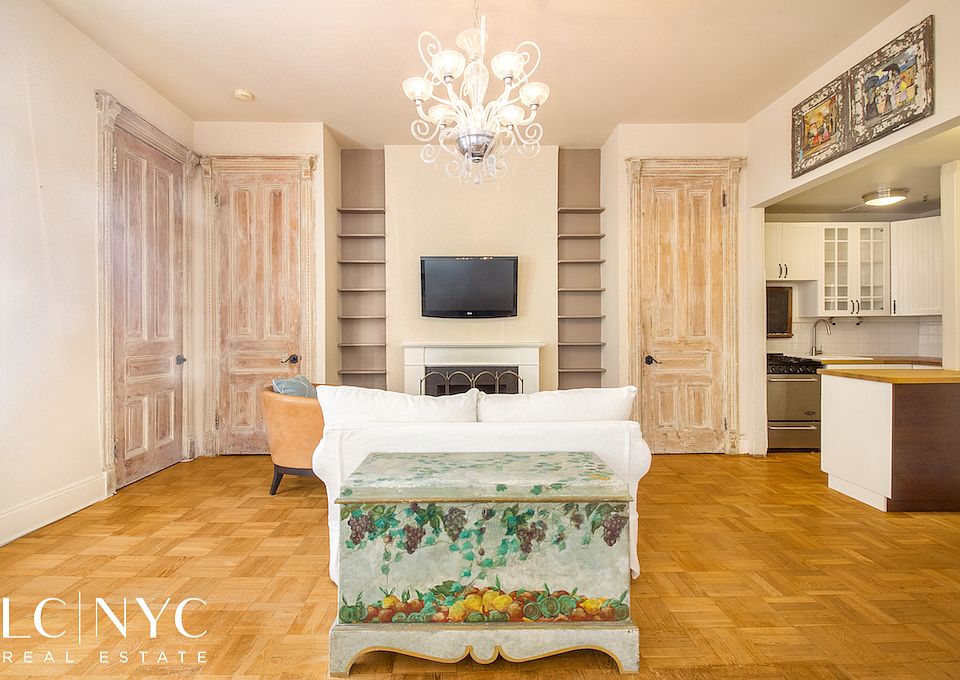 1st image of 138 W 87th St #2