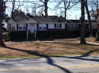 490 Blakely Ave, Piedmont, SC 29673