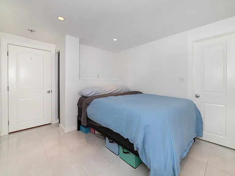 15 University Rd #B — Photo 7