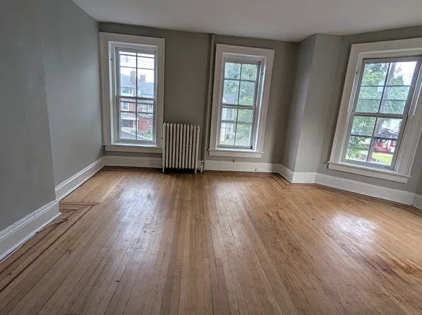 325 Franklin Pl APT 2L, Plainfield, NJ 07060