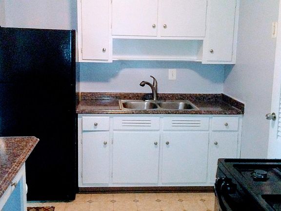 5th image of 116 Beauregard St