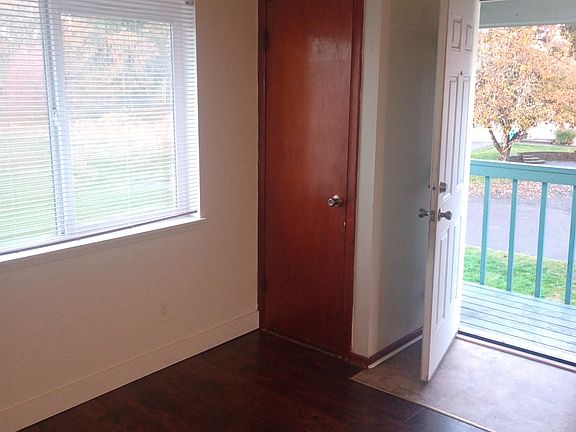 3rd image of 6625 146th St SW