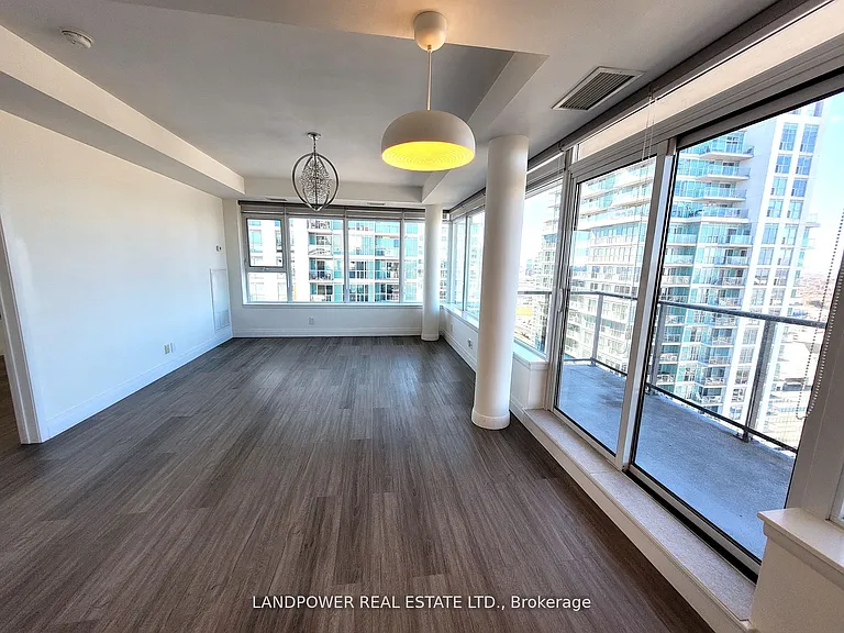 25 Town Centre Ct #UPH07 — Photo 21