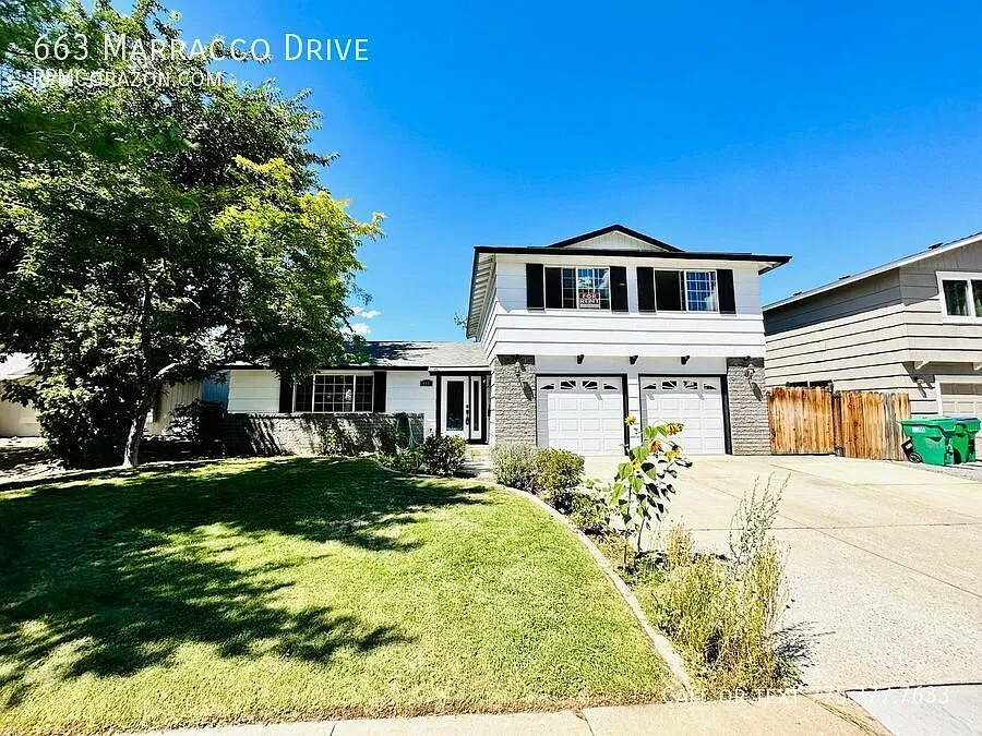 3-bedroom, 2.5-bath home Close to the Marina! — Photo 2