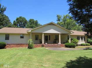 322 Etheridge Rd, Auburn, GA 30011