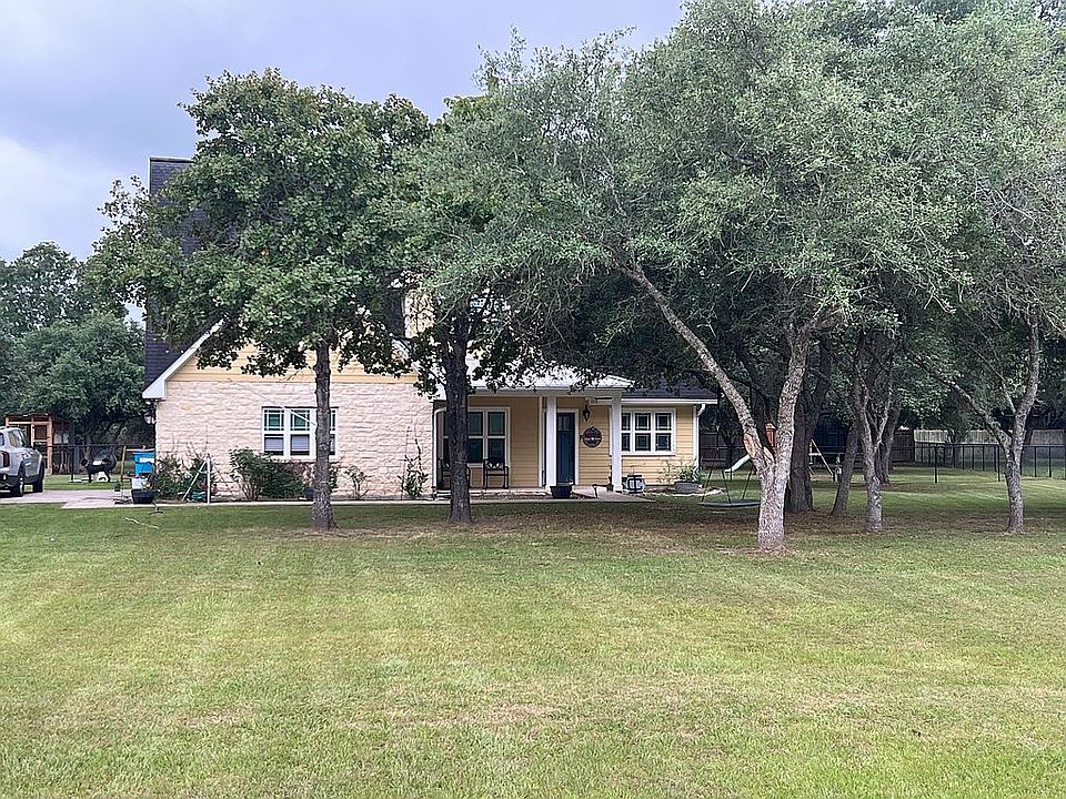 1st image of 168 Oak View Dr
