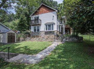 8304 Macarthur Blvd, Cabin John, MD 20818