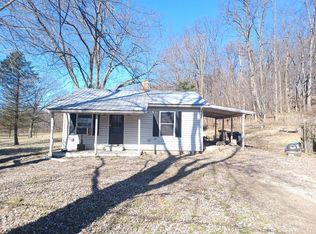 7052 W 10th St, Rosedale, IN 47874