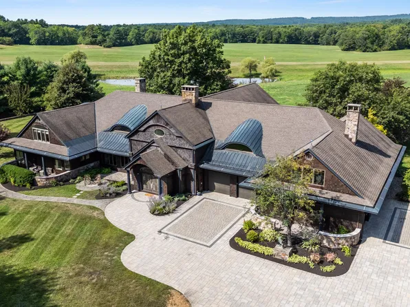200 Woodville Road, Falmouth, ME 04105