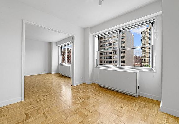 4th image of 1520 York Ave APT 11B