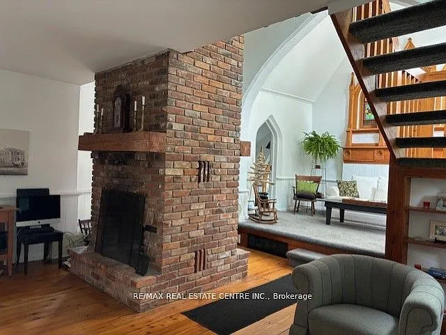 286399 Side Road 10 — Photo 11