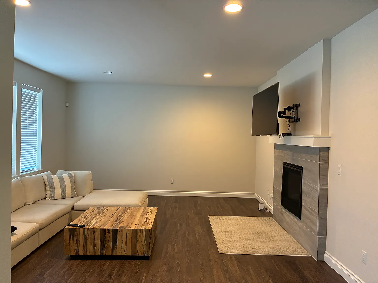 4 bed, 3310 sqft, $5,000 — Photo 4