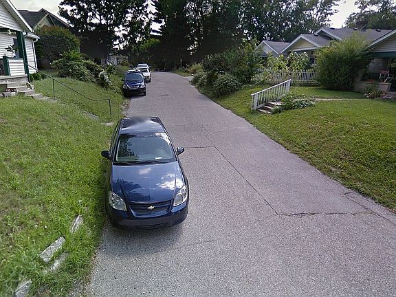 4th image of E Driscoll Dr