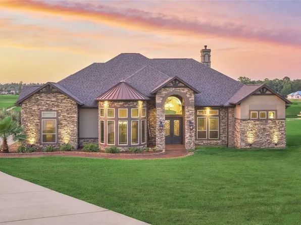 18968 Harbor Side Blvd, Montgomery, TX 77356