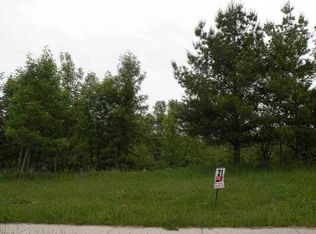 375 Drumlin Loop #25, Ripon, WI 54971