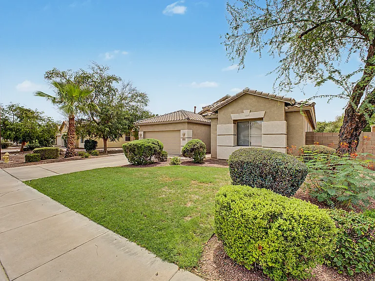 12867 W Segovia Dr — Photo 2