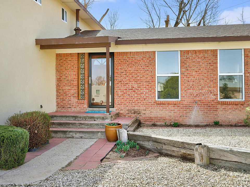 2nd image of 6216 La Joya Pl NW