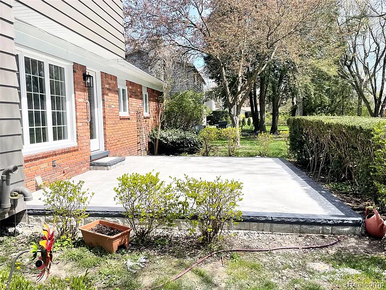 600 Sedgefield Dr — Photo 26