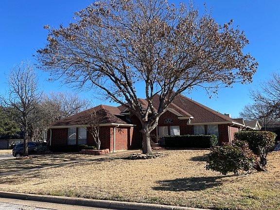 2nd image of 4701 Aramis Dr