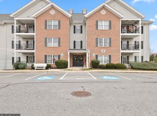 6518 Ridenour Way E APT 3B, Sykesville, MD