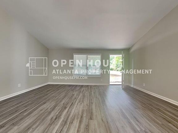 3rd image of 410 River Point Dr