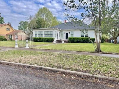 313 N Deer Creek Dr W, Leland, MS, 38756