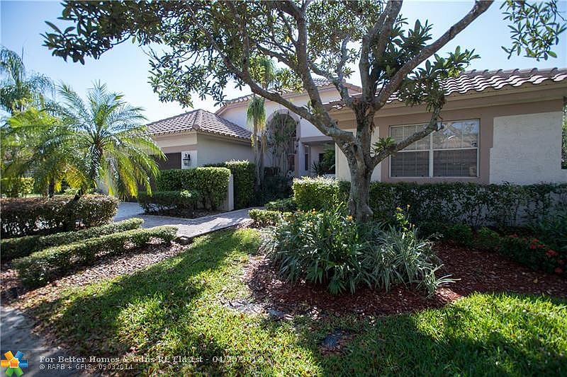 1st image of 1700 Lakeshore Cir