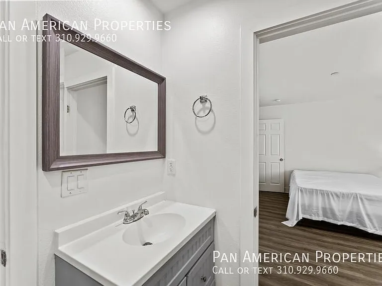 1033 S Montebello Blvd #F — Photo 18