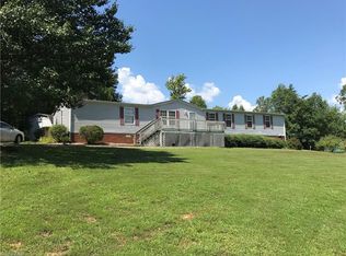 8239 Us Highway 220 Bus N, Randleman, NC 27317