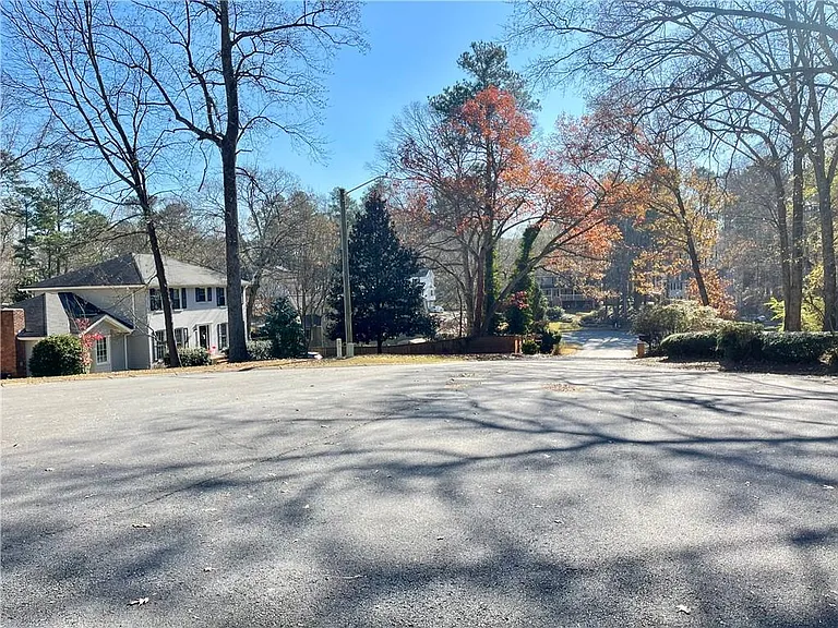 2395 Brownstone Ct — Photo 6