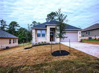 112 Mokalau Dr, Bastrop, TX 78602