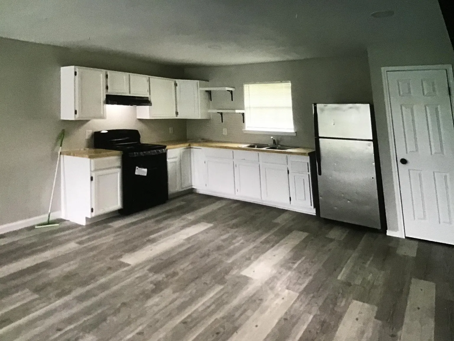 738 Northwest 36th Street - 2 — Photo 3