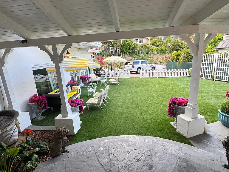 1423 Floresta Pl — Photo 21