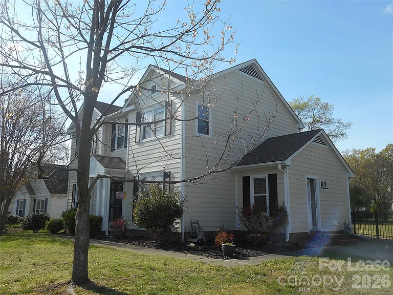 8431 Leeper Dr — Photo 3