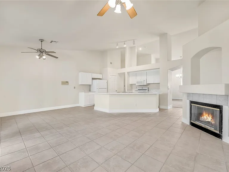 1299 Echo Creek St — Photo 9