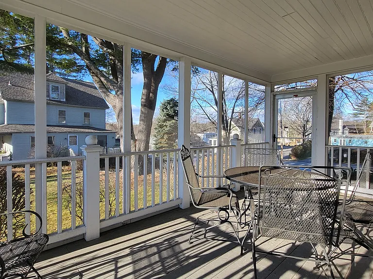 27 Stearns Rd — Photo 13