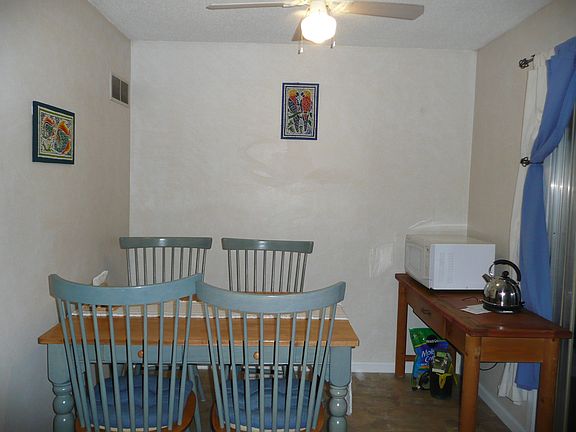 Kitchen/dining area
