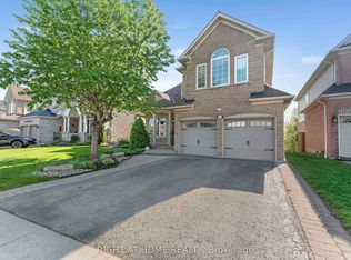 1048 McQuay Blvd, Whitby, ON L1P 1R8