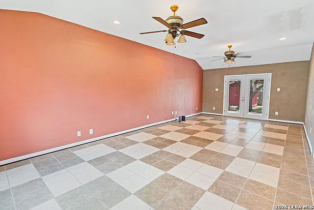 6202 Valley Pawn — Photo 5
