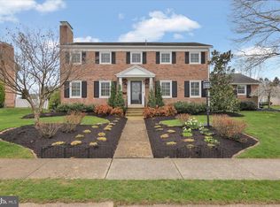 1408 Dogwood Dr, West Lawn, PA 19609