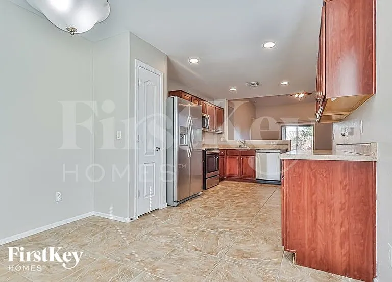 2794 W Mira Dr — Photo 6
