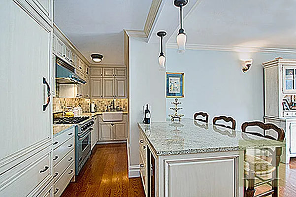 Sold by Halstead Real Estate | media 15