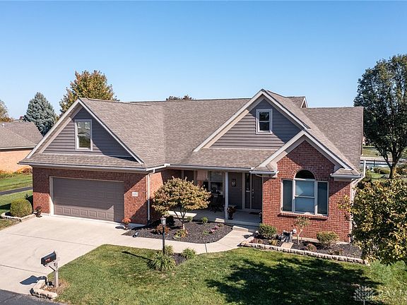 3rd image of 699 Westlake Dr