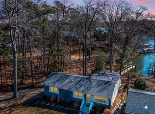 1302 S Glebe Rd, Montross, VA